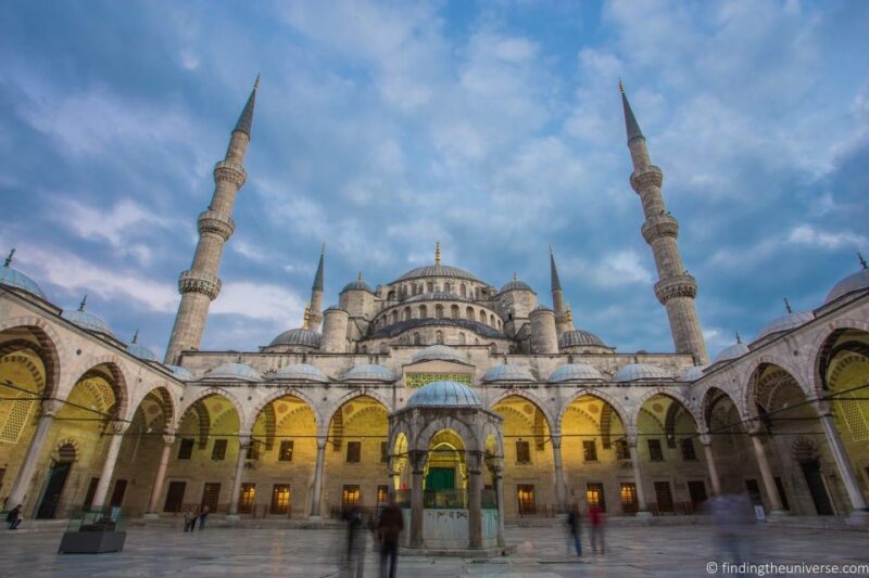 Istanbul: Guided Old City Tour and Bosphorus Sunset Cruise - Rest and Culinary Experience at a Seafront Restaurant