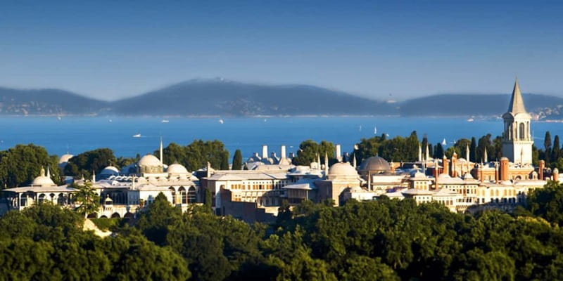 Istanbul: Guided Topkapi and Grand Bazaar with Small Group - The Vibrant Experience of the Grand Bazaar