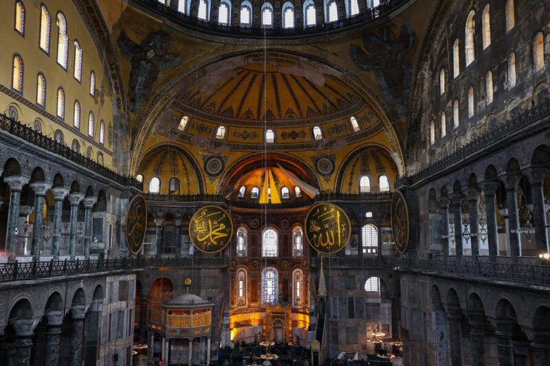 Istanbul: Hagia Sofia, Blue Mosque, and Grand Bazaar Tour - Key Points