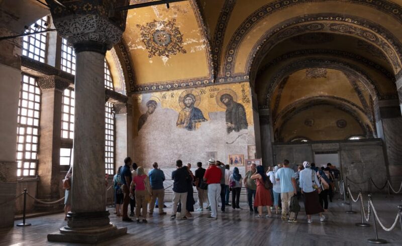 Istanbul: Hagia Sophia & Basilica Cistern Tour with Tickets - Touring the Basilica Cistern: The “Subterranean Palace”