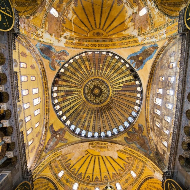 Istanbul: Hagia Sophia Guided Tour with Skip-the-Line Entry - Practical Tips for Visitors