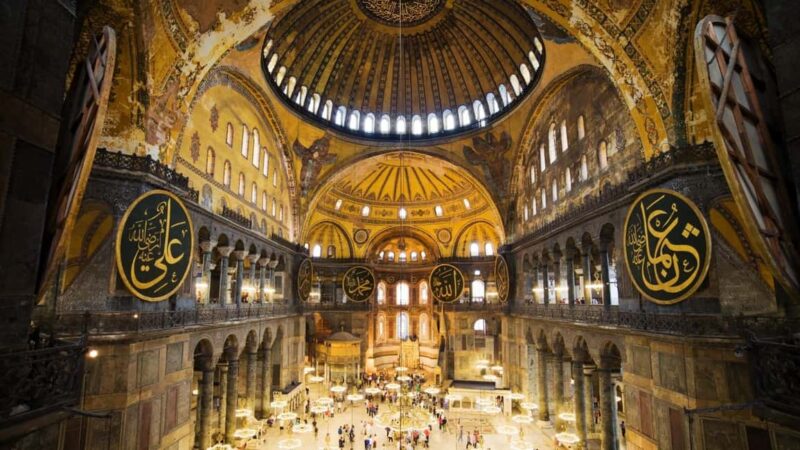 Istanbul: Half-Day Old City Tour with Pottery Workshop - Visiting the Blue Mosque and the Hippodrome