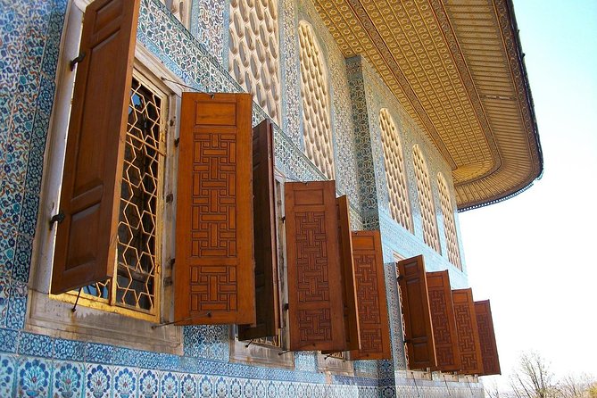 Istanbul Highlights Small Group or Private Guided Tour with Drink - From the Old City to the Grand Bazaar