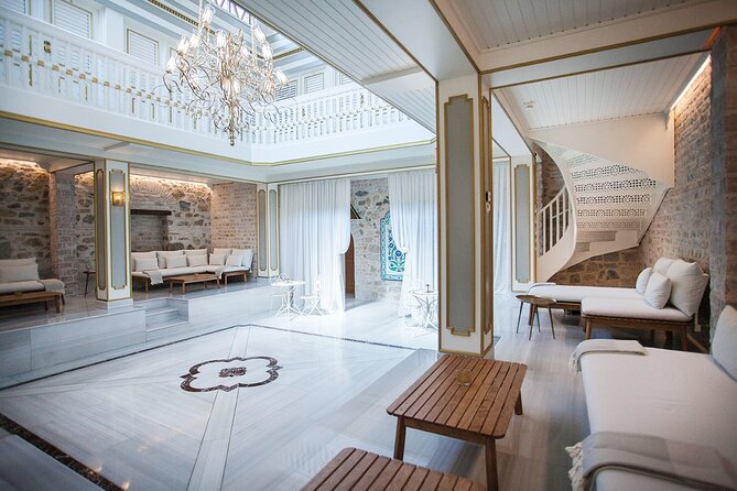 Istanbul: Historic Sifa Turkish Bath in Sultanahmet Square - Meeting Point and Accessibility