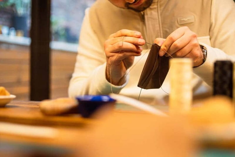 Istanbul: Leather Crafting Workshop with Snacks and Drinks - The Guide’s Expertise and Teaching Style