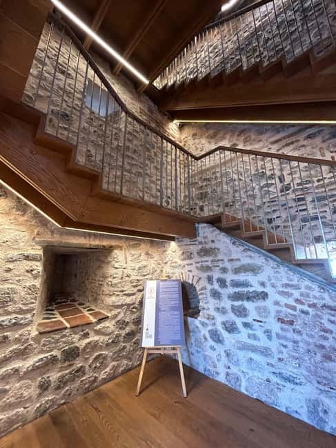 Istanbul: Maiden's Tower Flexible Ticket & Audio Guide App - Enjoying the Free Audio Guide with Captivating Insights