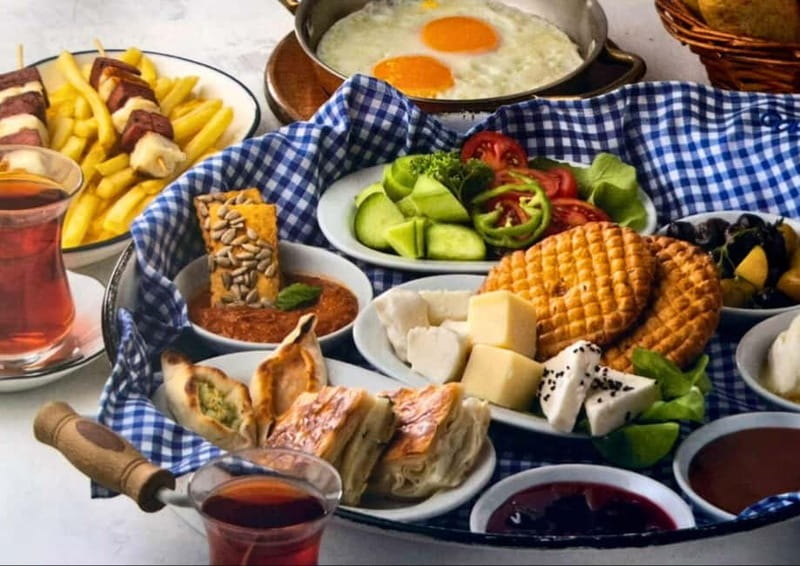 Istanbul: Morning Bosphorus Yacht Cruise w/Turkish Breakfast - Who Will Enjoy the Morning Bosphorus Yacht Cruise?