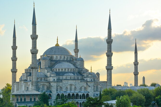 Istanbul Mosques Walking Tour: Hagia Sophia and Blue Mosque - Physical Requirements and Accessibility Considerations