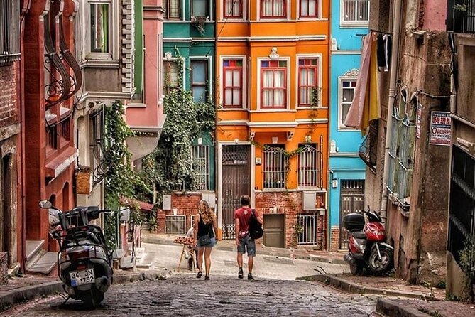 Istanbul: Multicultural Heritage & Captivating Bosphorus Cruise - Architectural Marvels Along the Bosphorus