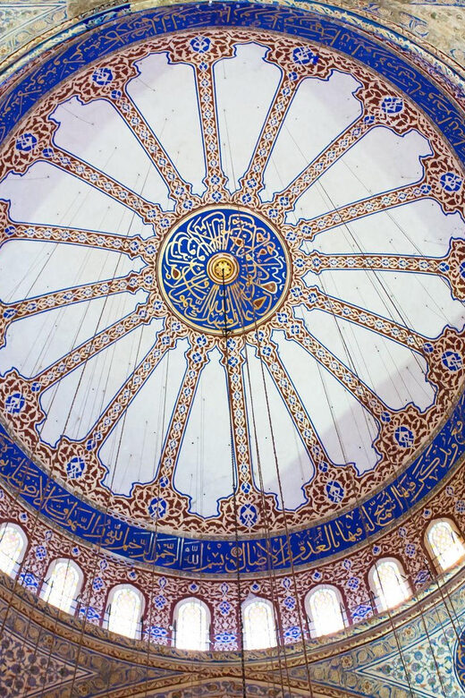 Istanbul: Old City Morning Walking Tour - Discovering Hagia Sophia’s Architectural Marvels