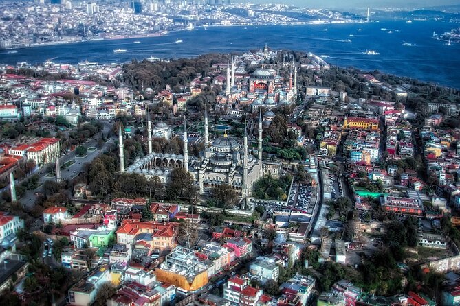 Istanbul Old City Sightseeing Tour (Entry Fees Inculuding) - The Grand Bazaar and Its Bustling Market Scene
