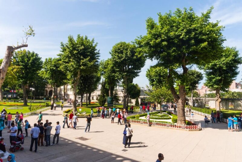 Istanbul Old City Top Sights Private Walking Tour, Tickets - Visiting the Blue Mosque: Art and Serenity