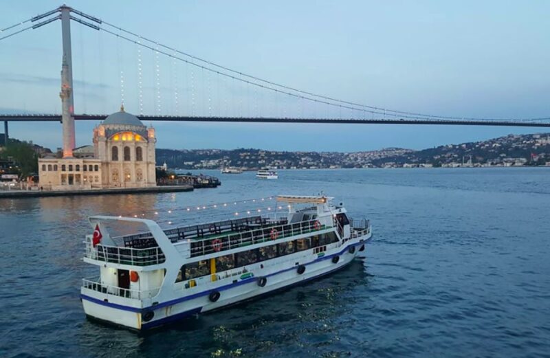 Istanbul: Old Town Highlights Tour & Bosphorus Cruise - The Hippodrome and the Ottoman Heritage