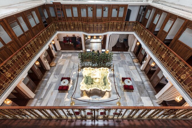 Istanbul Ottoman Hamam Experience in Old City - Practical Details: Meeting Point and Group Size