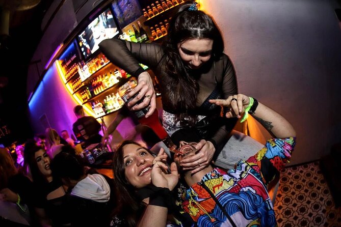 Istanbul Party Pub Crawl with Party Bus in Sultanahmet and Taksim - The Guides’ Role and Group Dynamics