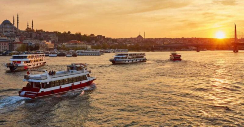 Istanbul: Private Bosphorus Cruise By Luxury Yacht - Key Points