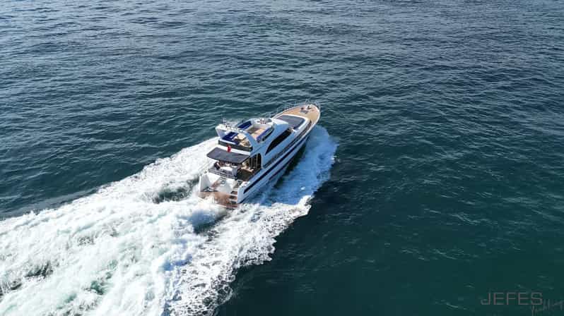 Istanbul: Private Bosphorus Tour On Luxury Yacht Eco#8 - Key Points