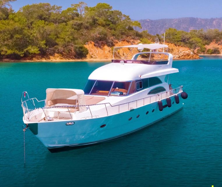 Istanbul: Private Bosphorus Tour on Luxury Yacht w/transfer - Booking, Flexibility, and Practical Details