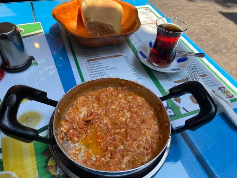 Istanbul: Private Food and City Tour with a Local Host - Walking Along Istiklal Street and Sampling Street Food