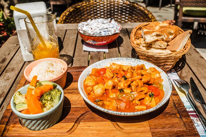 Istanbul Private Food Tours with a Local: 100% Personalized - Logistics and Meeting Arrangements