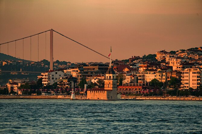 Istanbul Private Yacht Sunset Tour - 2 Hours - Visiting Galata Tower and Its Medieval Charm