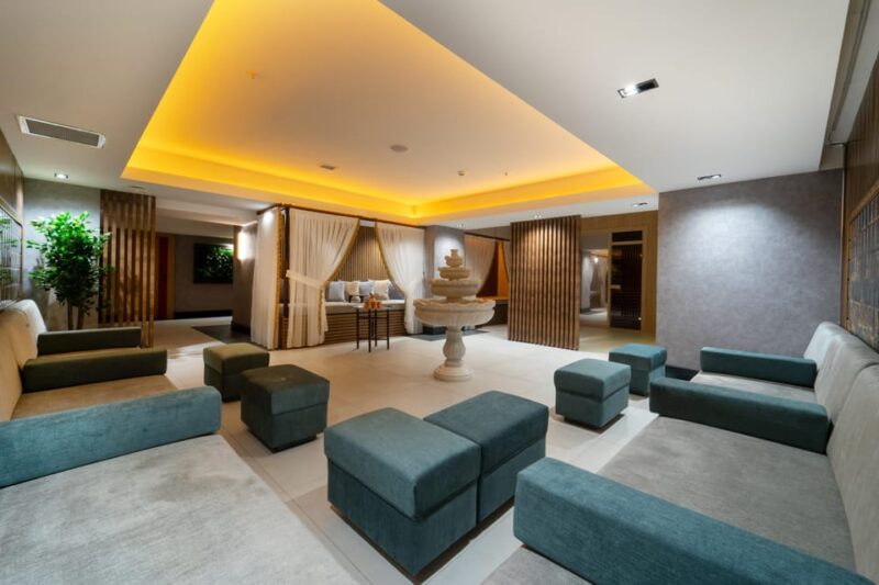 Istanbul: Public, Private or VIP Hammam & Spa in Old City - Discover the Authentic Hammam in Istanbuls Historic Old City