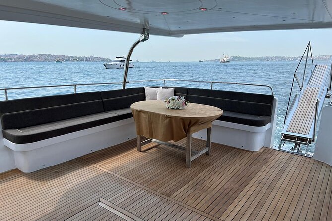 Istanbul: Small-Group Yacht Cruise with Snacks, Sunset or Daytime - Suitability and Accessibility