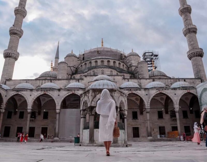 Istanbul-St Sophia,Blue Mosque,Hippodrome Guided Tour - Key Points