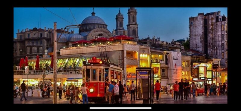 Istanbul: Taksim Square Tour with Tarot Reading - Key Points