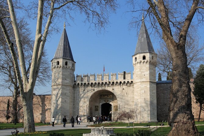 Istanbul: Topkapi Palace Guided Tour and Skip The Line - Key Points