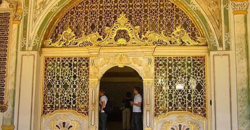 Istanbul: Topkapi Palace Guided Tour - Considering the Value and Limitations