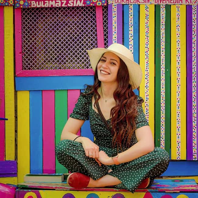 Istanbul: Tour and Photoshoot at Multiple Locations - Discover Istanbul Through a Personalized Photoshoot and Tour Experience