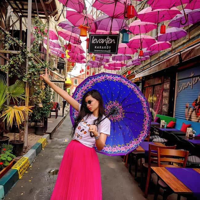 Istanbul: Tour and Photoshoot at Multiple Locations - What to Expect During Your 1.5-Hour Session