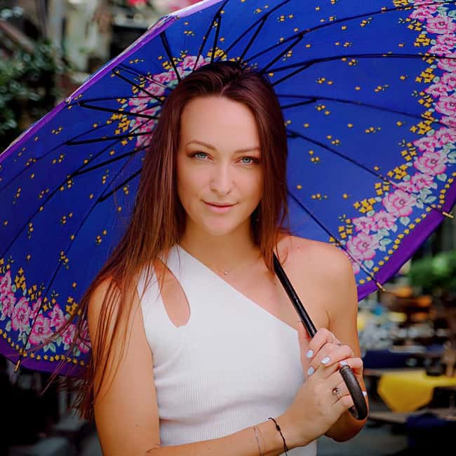 Istanbul: Tour and Photoshoot at Multiple Locations - The Guide: Friendly, Skilled, and Supportive