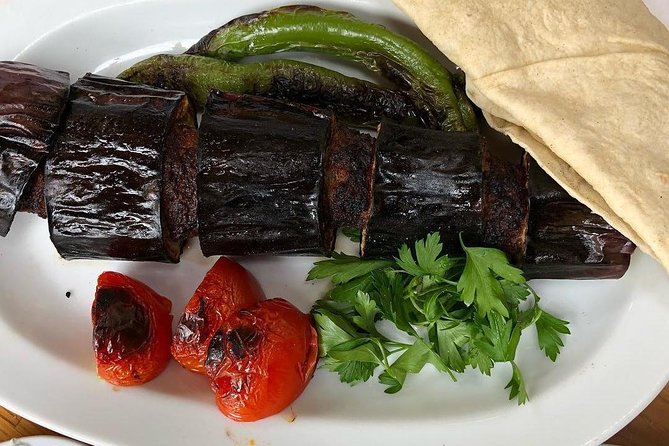 Istanbul Traditional Food Tour with Dinner on Off-Touristy-Path - Return Ferry Ride and Evening Views of Istanbul by Night