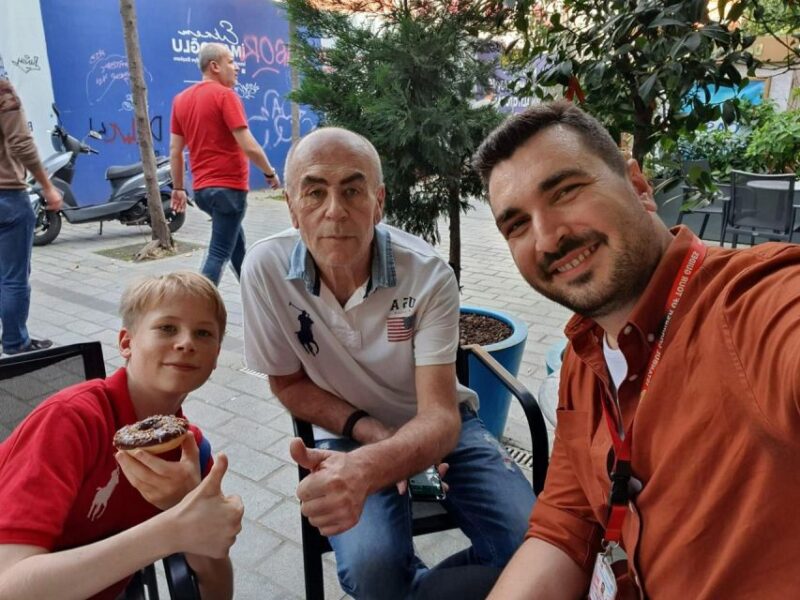 Istanbul: Traditional Street Food Tour - Walking Along Istiklal Street and Its Shops