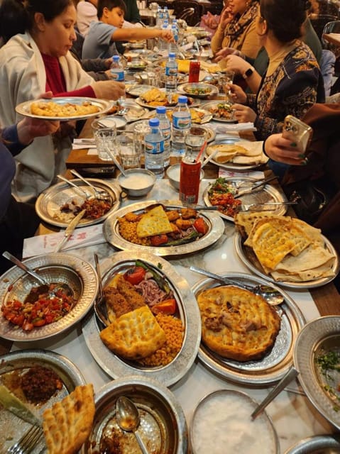 Istanbul: Traditional Turkish Dinner - The Review Highlights: Value, Guide Expertise, and Delicious Food