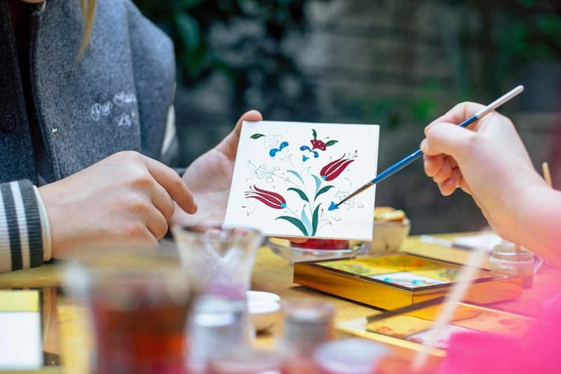 Istanbul: Turkish Illumination Art Workshop w/ Snacks - Creating Your Own Ottoman-Inspired Design