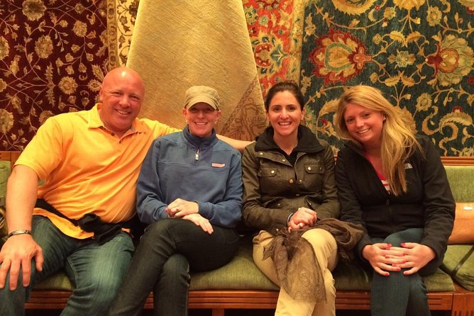 Istanbul Turkish Shopping Experience - The Role of the Guide in Personalizing Your Shopping Trip