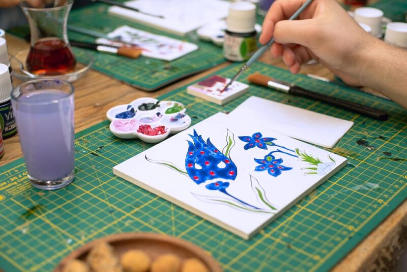 Istanbul: Turkish Tile - Ceramic Art Workshop - Exploring the Art of Turkish Tile Painting with a Master