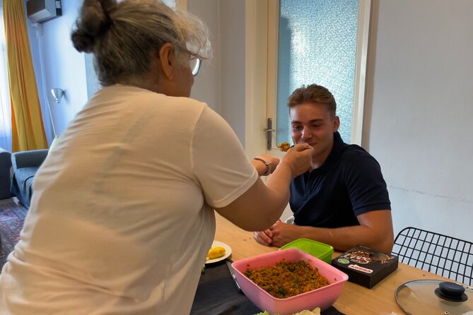 Istanbul Vegan/Vegeterian Cooking Class with Locals at Home - Discover a Cozy Vegan Cooking Class in Istanbul for Food Enthusiasts