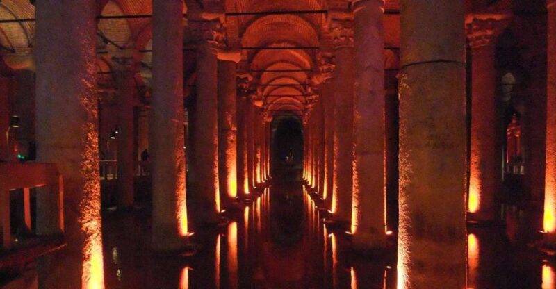 Istanbul Walking Tour: Discovering Old Town - Exploring Hagia Sophia’s Architectural Marvels