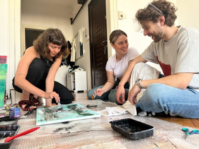 Istanbul: Wine and Paint Workshop with Turkish Fabrics - Key Points