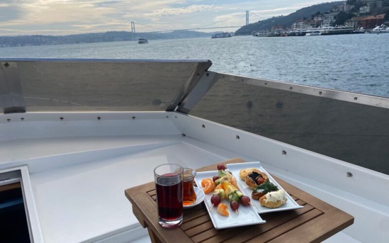 Istanbul:Golden Horn&Bosphorus Sunset Cruise on Luxury Yacht - Comparing This Tour to Other Bosphorus Cruises