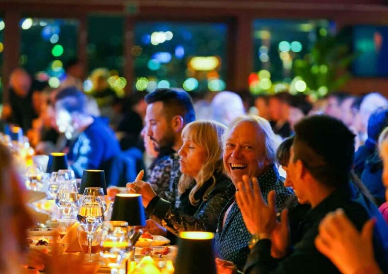 Istanbul:New Year's Eve Bosphorus Cruise with Dinner & Shows - The Dinner Experience: Choices and Presentation