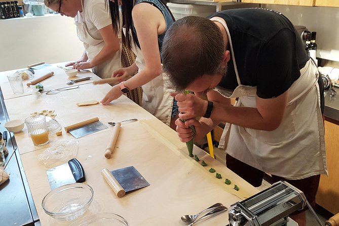 Italian Cocktail + Art of Making Pasta Cooking Class In Unique Milan Location - Making Homemade Pasta: From Dough to Shape