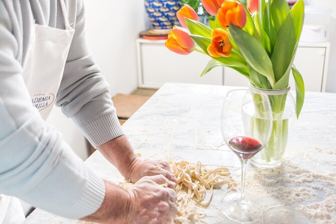 Italian Cooking Class in Rome near Vatican City with Ale & Larry - Flexibility for Dietary Restrictions and Vegetarian Options