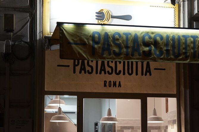 Italian Food Tour on Vespa with Photographer - Stopping at Piazza Venezia for a Taste of Roman History