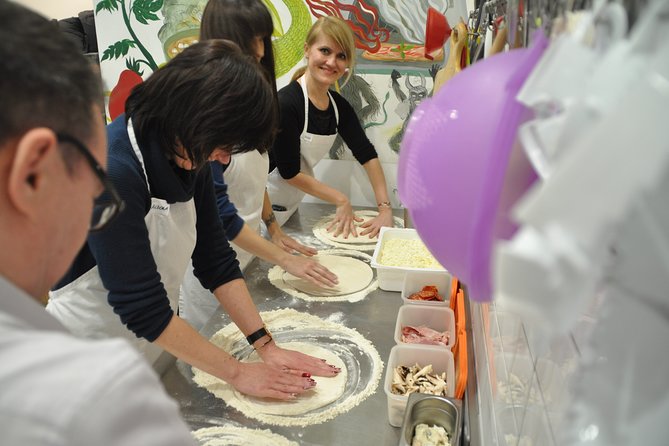 Italian Pizza Cooking Class with Chef Francesco in Padova - Key Points