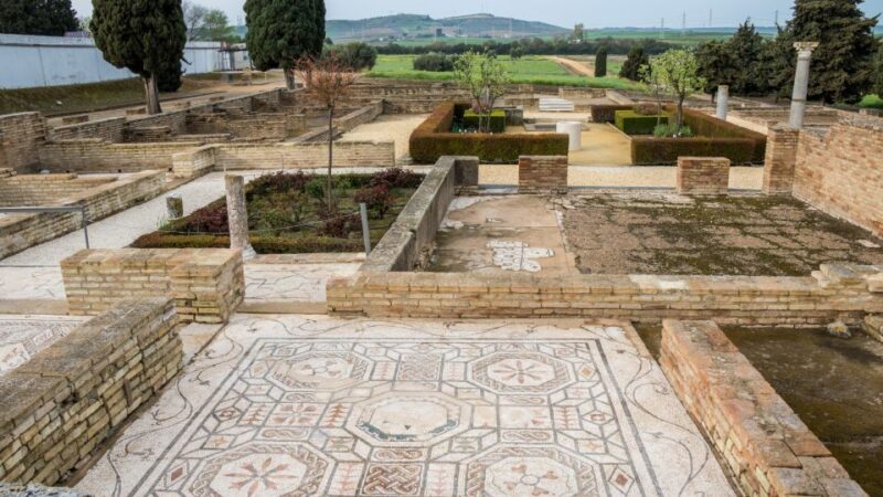 Itálica: 3-Hour City of Emperors Tour from Seville - Discover Itálica: Roman Ruins Just Outside Seville